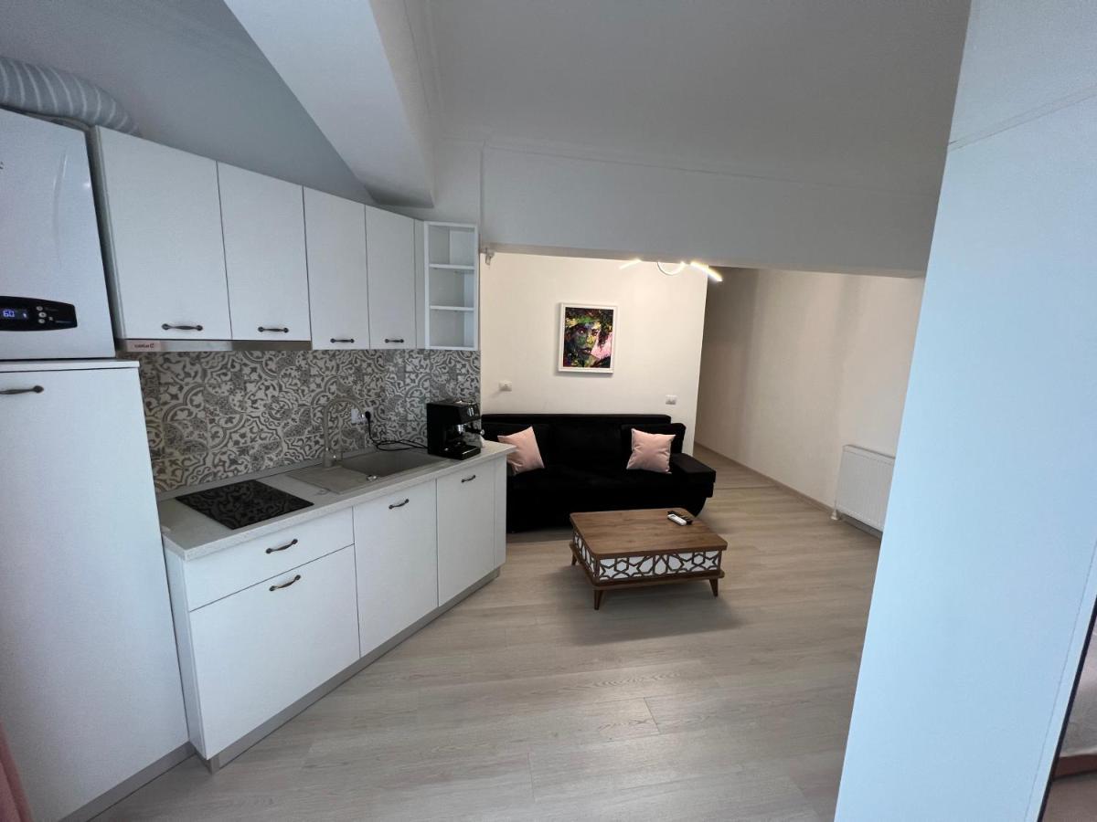 Apartamento Kitty Studio Sunset Lake Mamaia Exterior foto