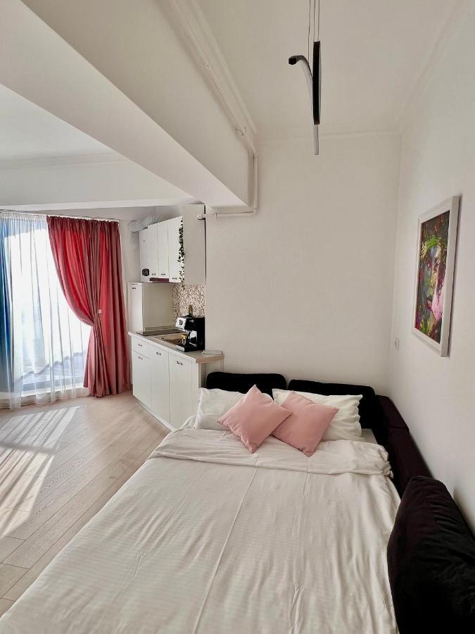 Apartamento Kitty Studio Sunset Lake Mamaia Exterior foto