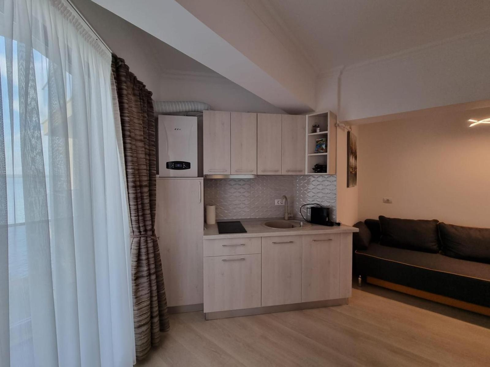 Apartamento Kitty Studio Sunset Lake Mamaia Exterior foto